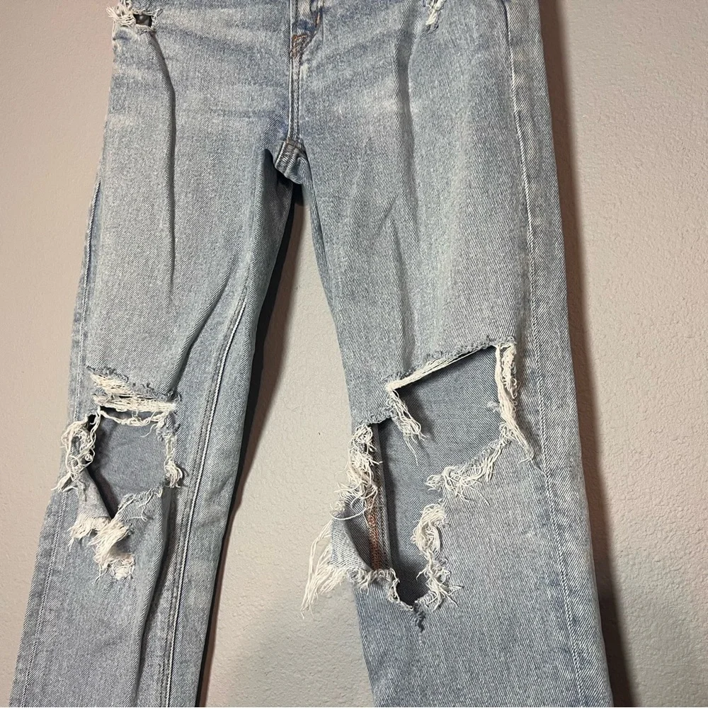 American Eagle Super High Rise Ankle Straight Jeans Women’s Size 00 Distressed - Picture 4 of 12